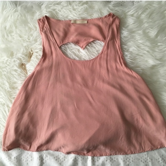 Pink Heart |Open Back| Top - Picture 2 of 5